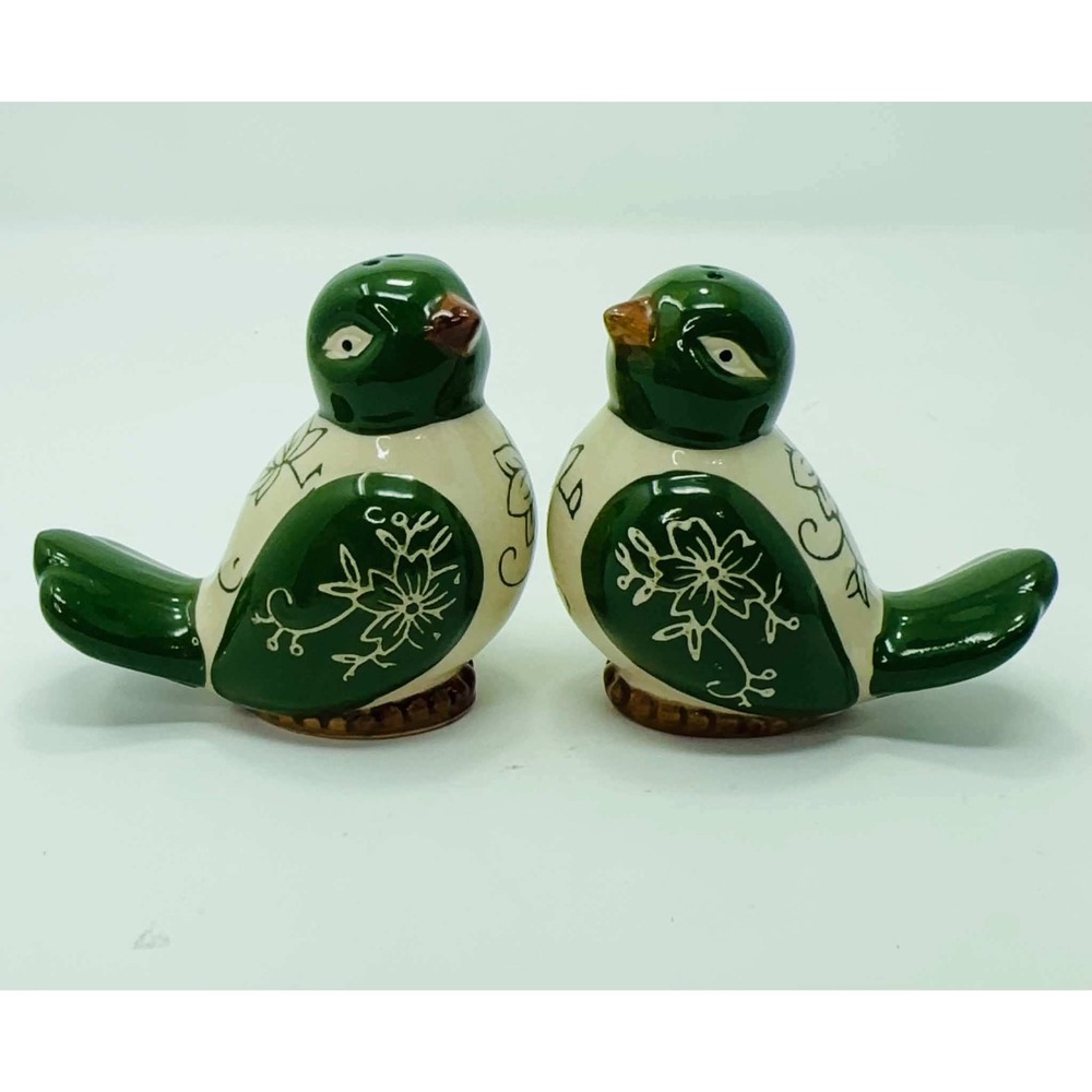 Green Cream Ceramic Bird Salt Pepper Shakers Floral Folk Art Kitchen Decor